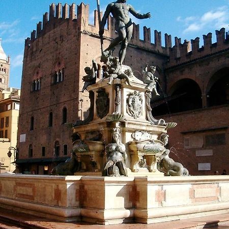 Business Suite Bologna Exterior photo